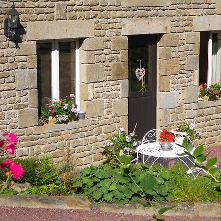 Le Petit Bois Normand Hotel Champ-du-Boult Bagian luar foto