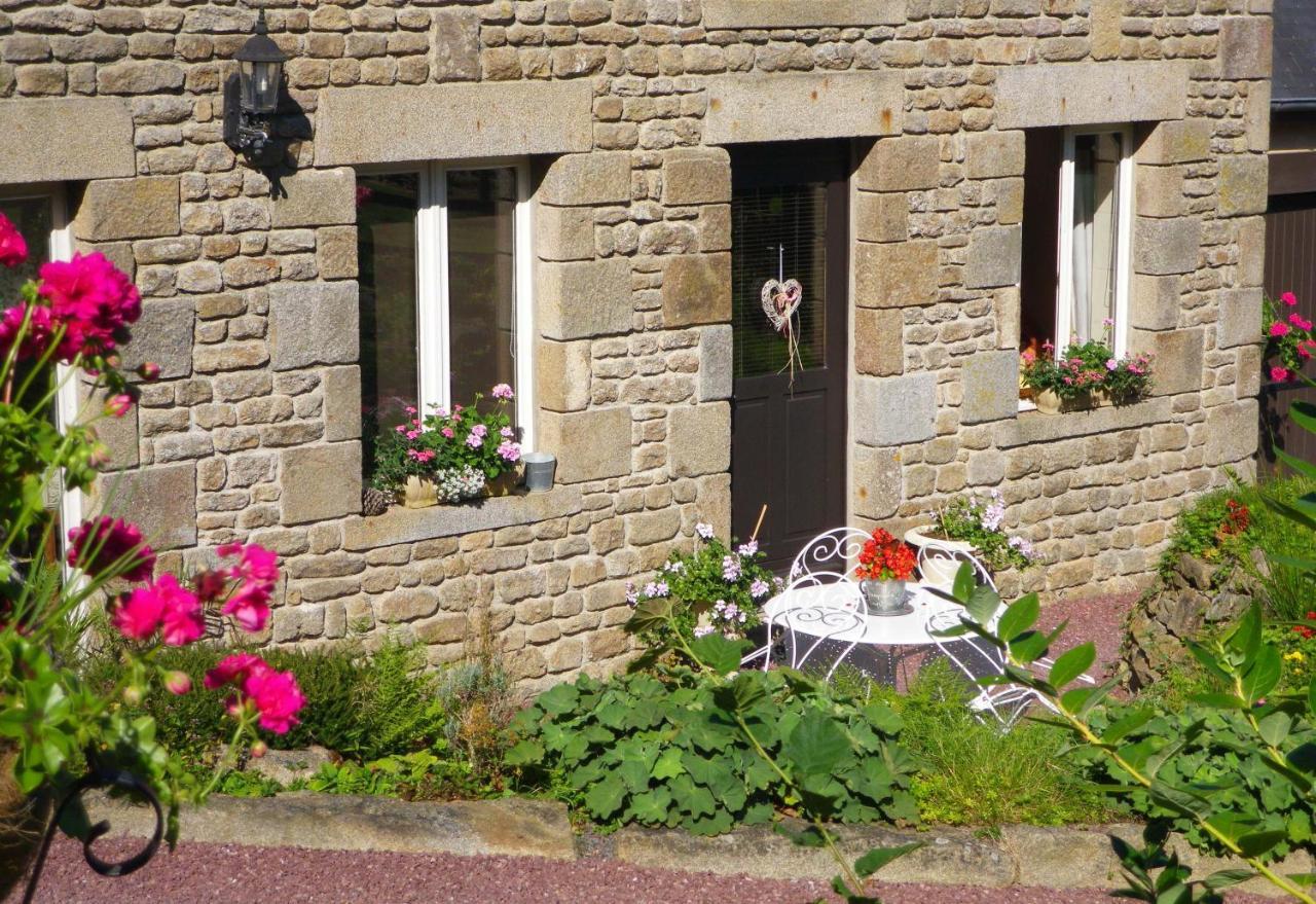 Le Petit Bois Normand Hotel Champ-du-Boult Bagian luar foto